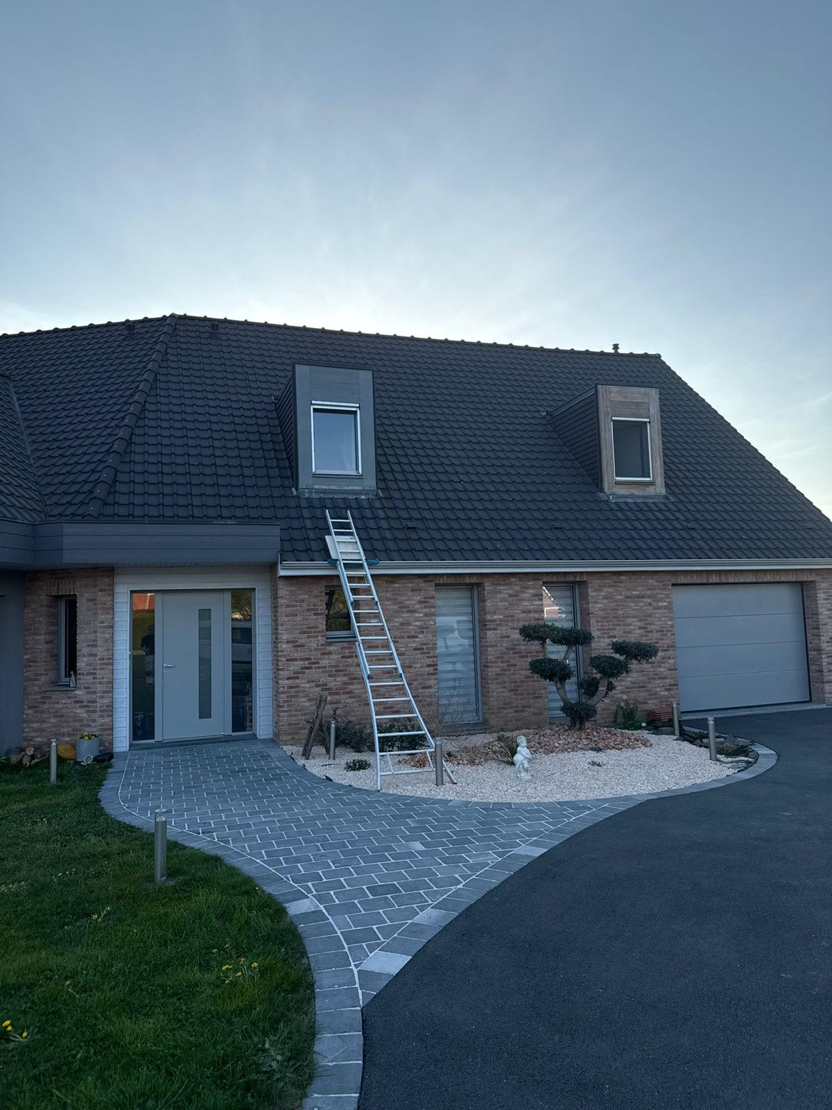 Maison rénovée par DL Peintre Décorateur près de Dunkerque