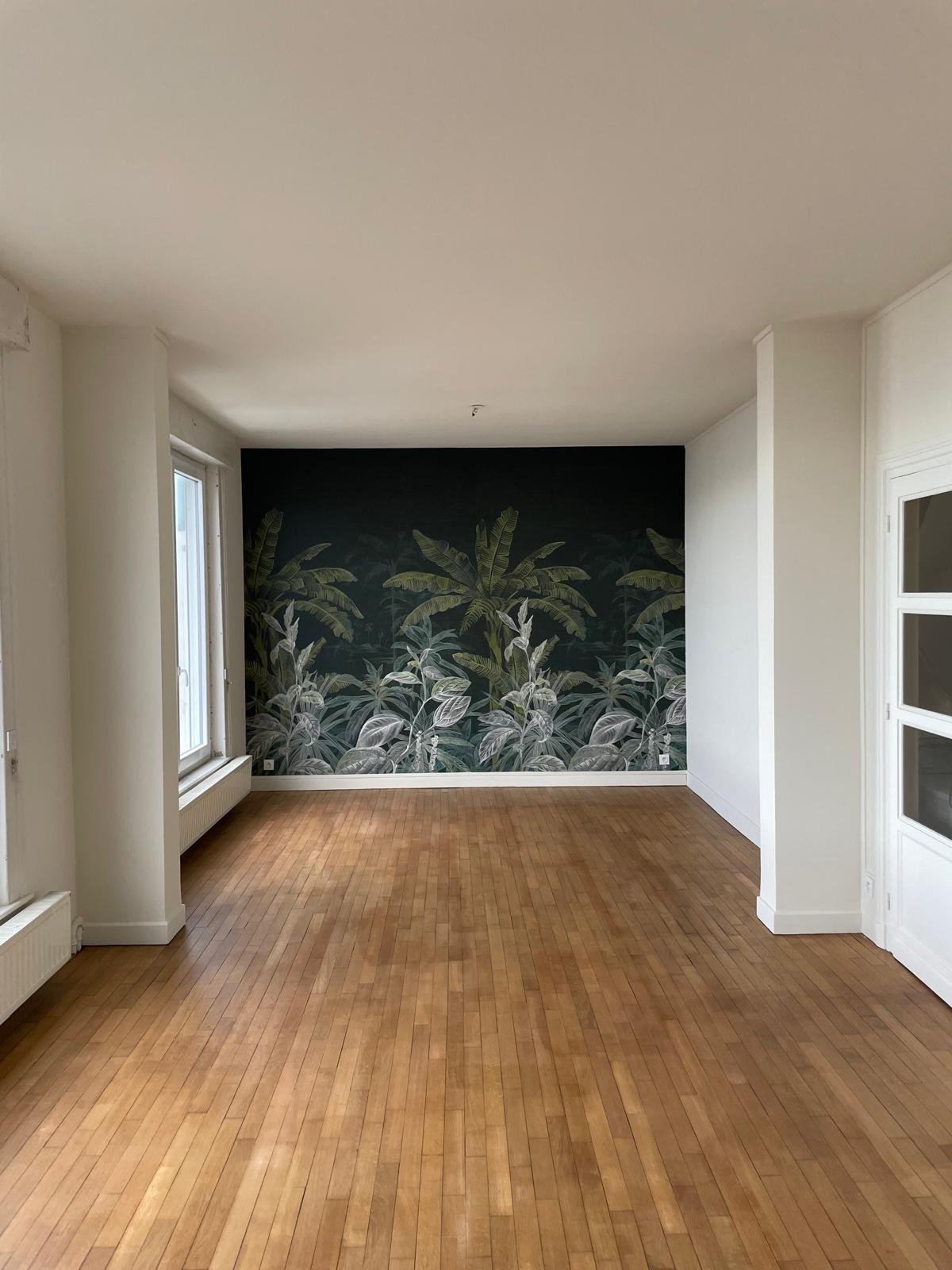 Salon — papier peint panoramique tropical sur le mur du fond